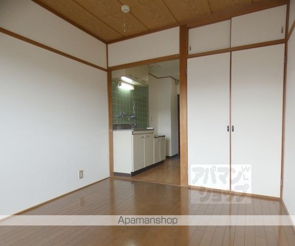 岩倉南河原町マンションの内装写真