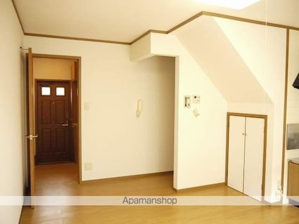 カールド・ファミリア[2LDK/60.03m2]の内装2