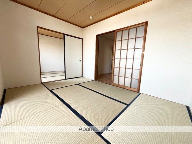 ヴィラロイヤルの内装写真