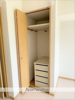 クレストンコート[1K/20.16m2]の収納