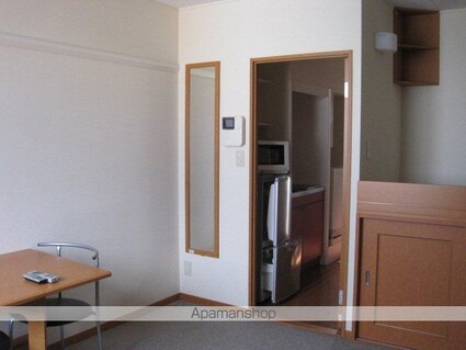 レオパレスおおとり[1K/23.18m2]のリビング・居間2