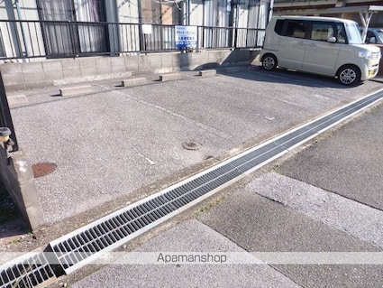 マークスクエア[1K/19.41m2]の駐車場