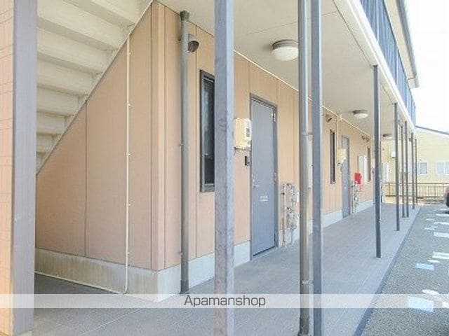 アーバンレックスCの玄関写真
