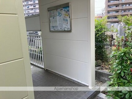 レオパレスＴｓｕｓｈｉｍａ[1K/23.18m2]のエントランス