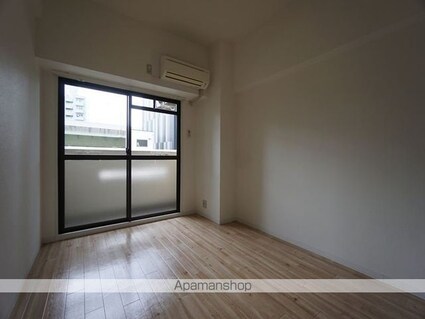 岩井橋ロイヤルハイツ[1K/15.56m2]のリビング・居間