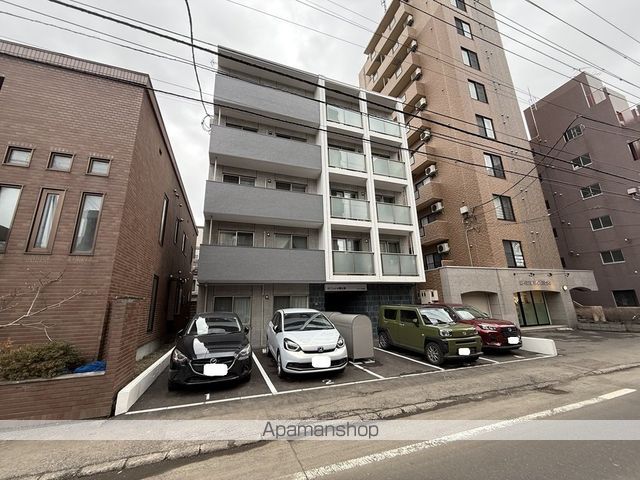 アリュール南6条の外観写真