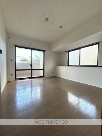 ふぁみーゆ泉佐野弐番館の内装写真