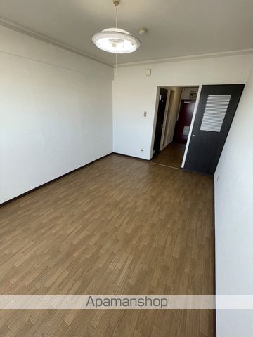 コスタ飛江田の内装写真