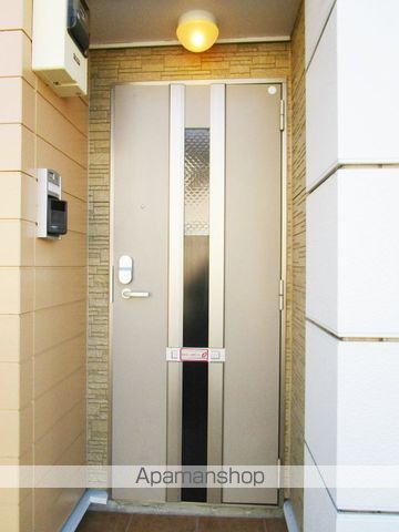ヴァンクレーヴVI・Aの玄関写真