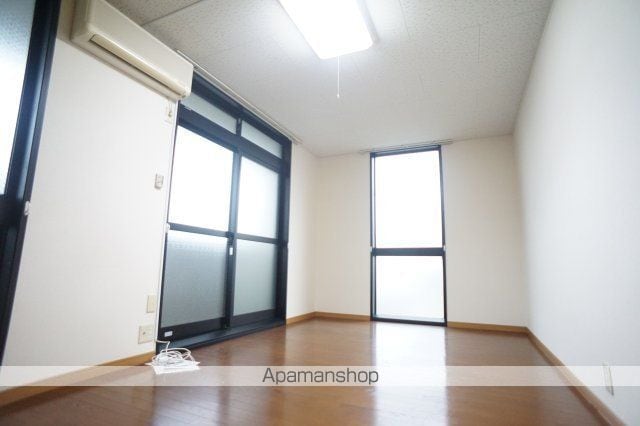 レオパレス大陽壱番館の内装写真