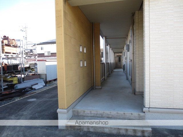 ドゥ ボナール岩船の玄関写真