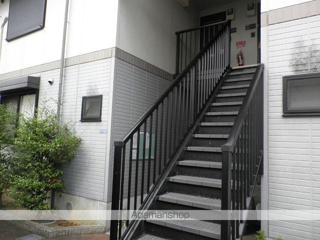 サンメゾン塚脇の玄関写真