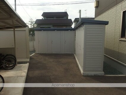 グリーンヒル[2LDK/52.4m2]の共用部2