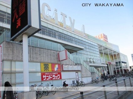 和歌山県和歌山市西旅籠町[事務所/23.97m2]の周辺2
