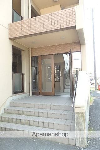 マンション槐の玄関写真