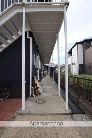 エテルナ西川越の玄関写真