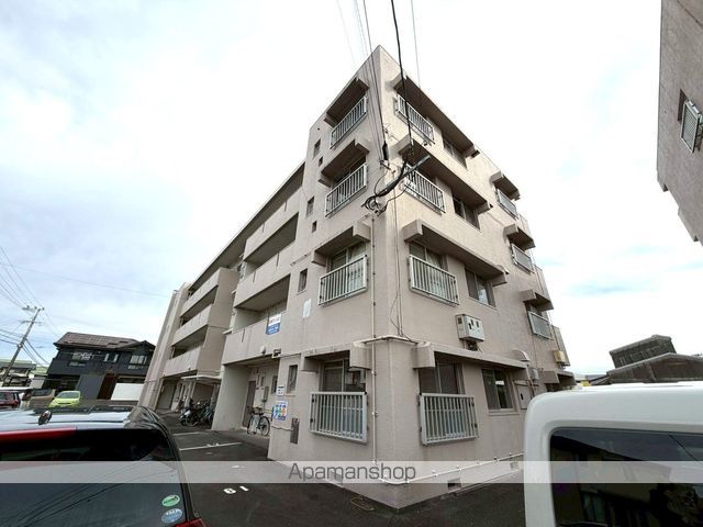 高橋マンションの外観写真