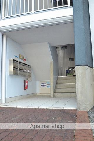 K’SB KAIROEN B棟の玄関写真