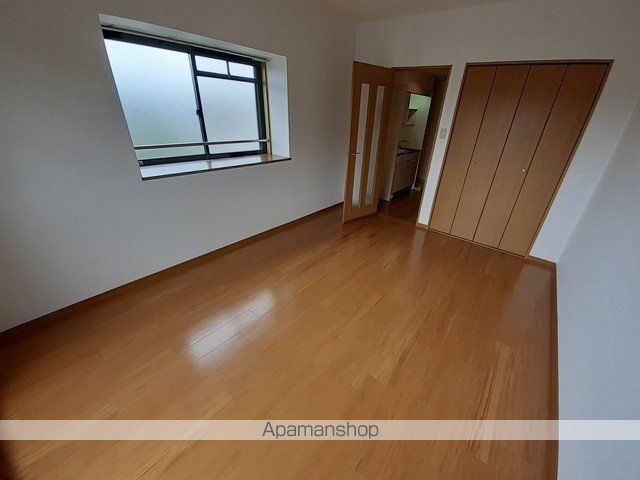 リーブラ都府楼壱番館の内装写真