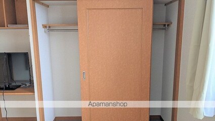レオパレスレオーノ古府中[1K/23.18m2]の収納