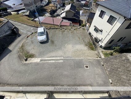 メンバーズエイト[1K/22.11m2]の駐車場