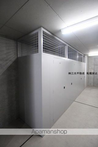 カサトレスネオの玄関写真
