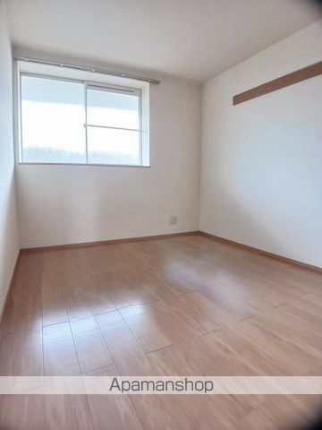 ハーモニーハイツカスミ Bの内装写真