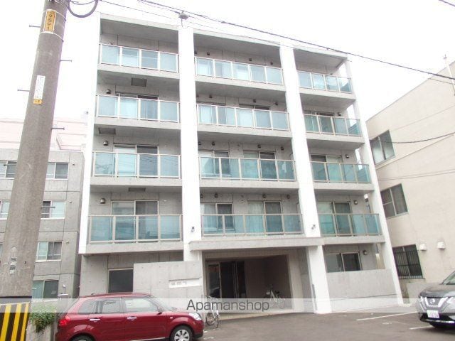 札幌市軌道線 西線６条駅 徒歩2分 5階建 築12年の外観写真