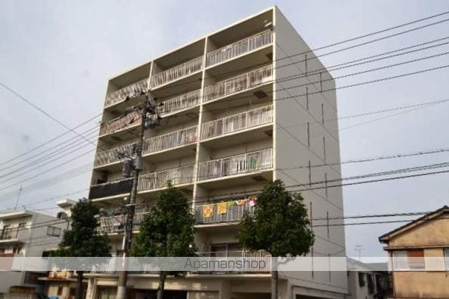 市川マンションの外観写真