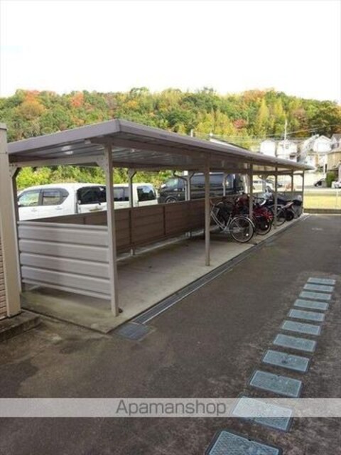 和歌山県和歌山市三葛[1DK/32m2]の共用部1