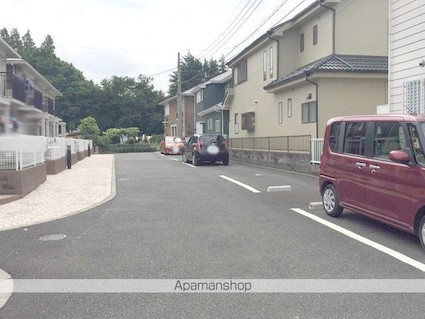 ロイヤルパレス　Ａ[3LDK/80.58m2]の駐車場