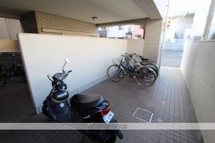 番町田村館[1R/18.78m2]の共用部4