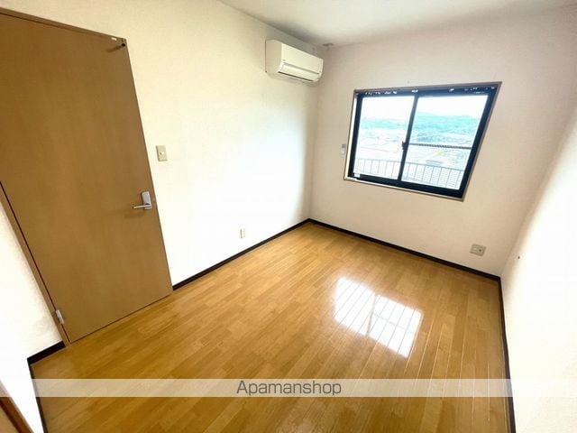 マンション麻績の内装写真