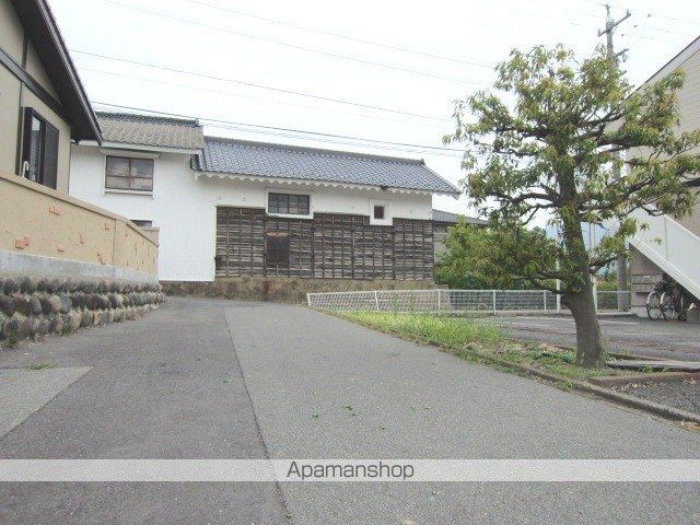 ファミールひまわり Aの周辺写真