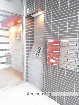 アルコバレーノ[1K/27.52m2]のエントランス2