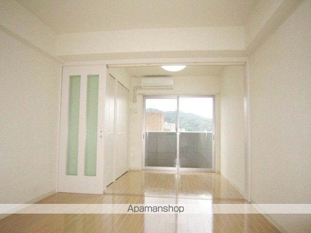 ダイアリー二日市駅前の内装写真