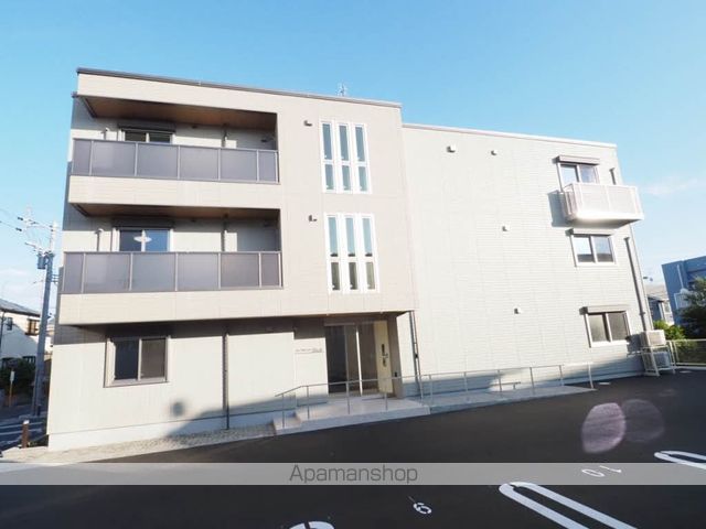 シャーメゾン ブロートの玄関写真