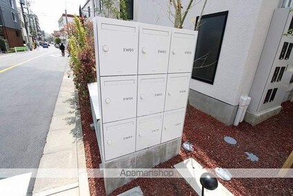 カラスヤマテラスＥＷ[1DK/32m2]の共用部1