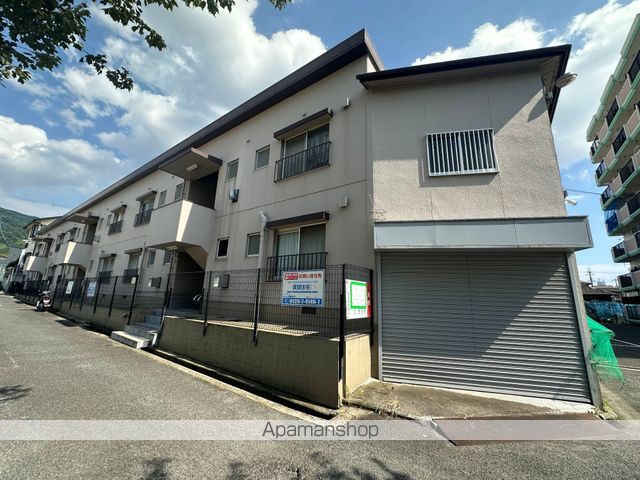 山本マンションの外観写真