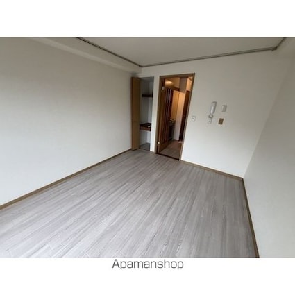 シティコスモ小仲台[1K/18.57m2]のリビング・居間2