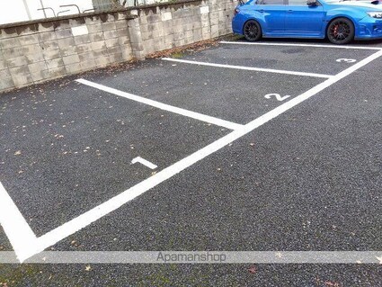 レオパレス五日町[1K/23.18m2]の駐車場