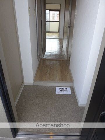 ロイヤルコート光の内装写真