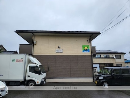 ライフボックス[1LDK/33.4m2]の外観