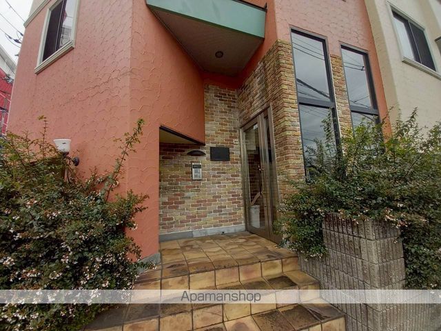 アーカンシェル東寝屋川の玄関写真