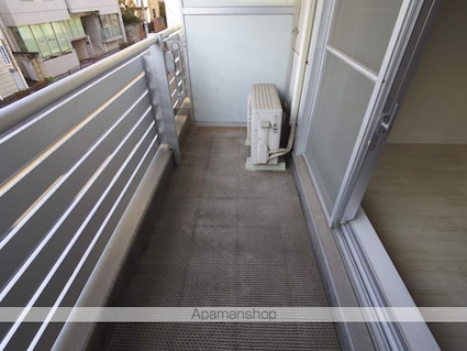 東京都三鷹市下連雀２丁目[1R/16.5m2]のバルコニー