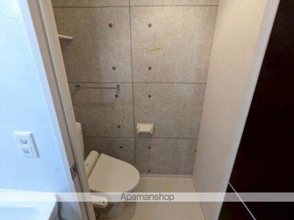 ケレス[1R/27.77m2]のトイレ