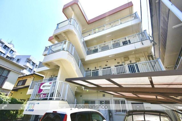 長友マンションの外観写真