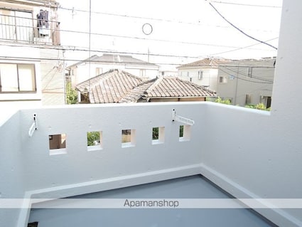 東京都世田谷区代田４丁目[2K/44.55m2]のバルコニー