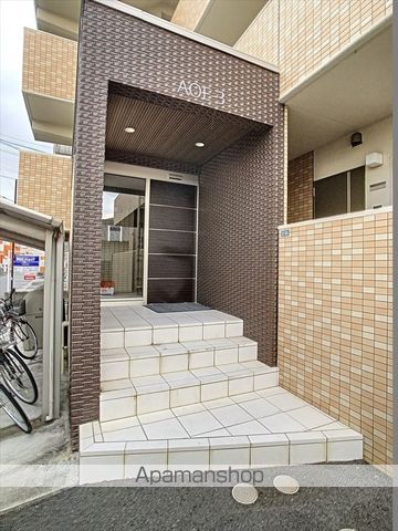 岡山電軌清輝橋線 清輝橋駅 徒歩29分 3階建 築13年の玄関写真