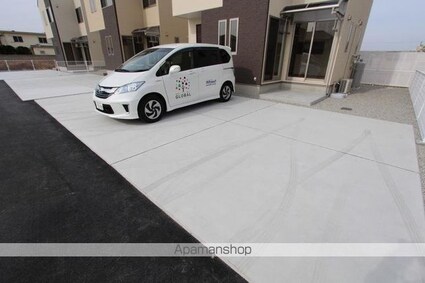 クレールＫ[3LDK/72.86m2]の駐車場